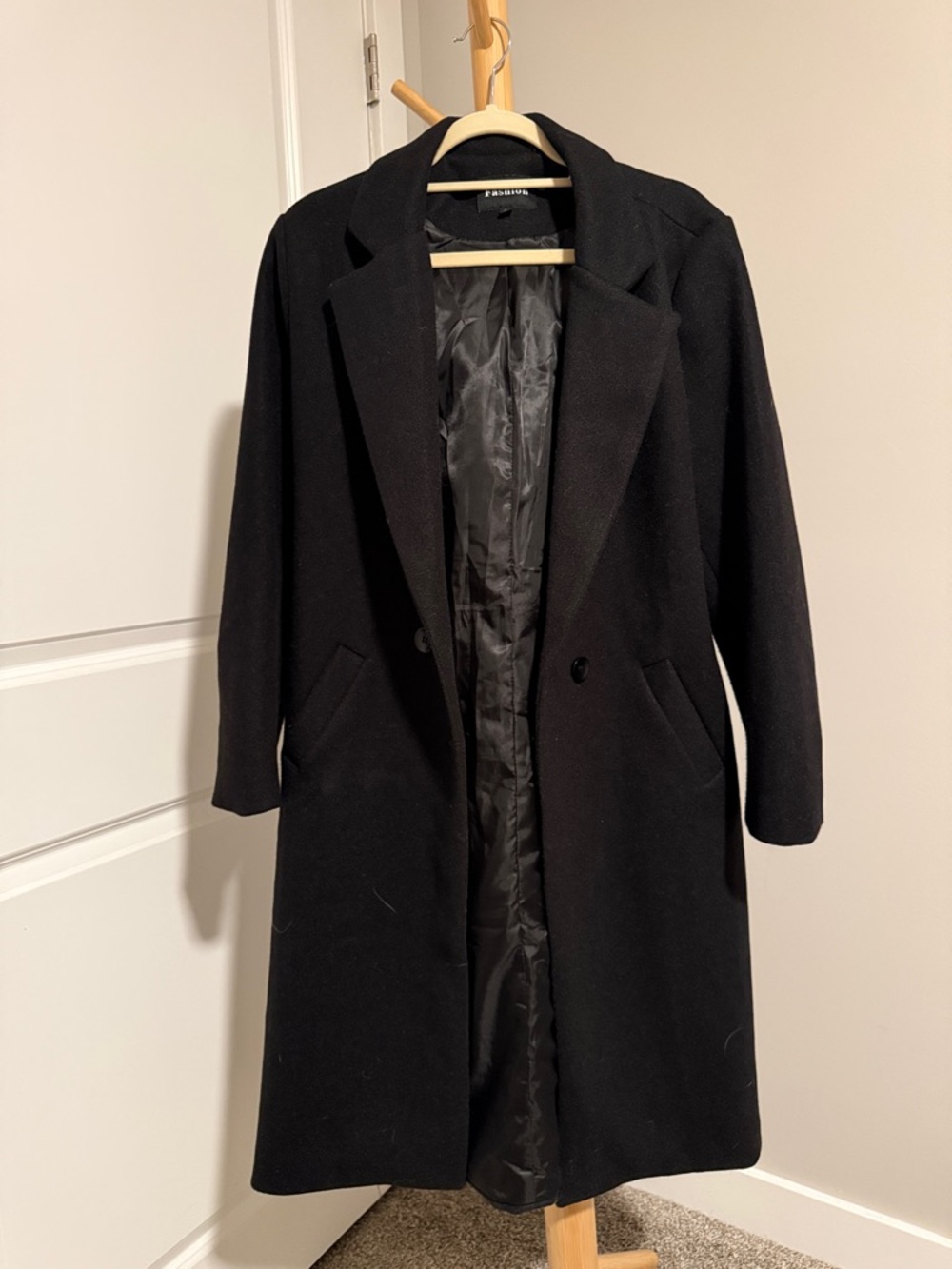 Women's Black Single-Breasted Long Trench Coat